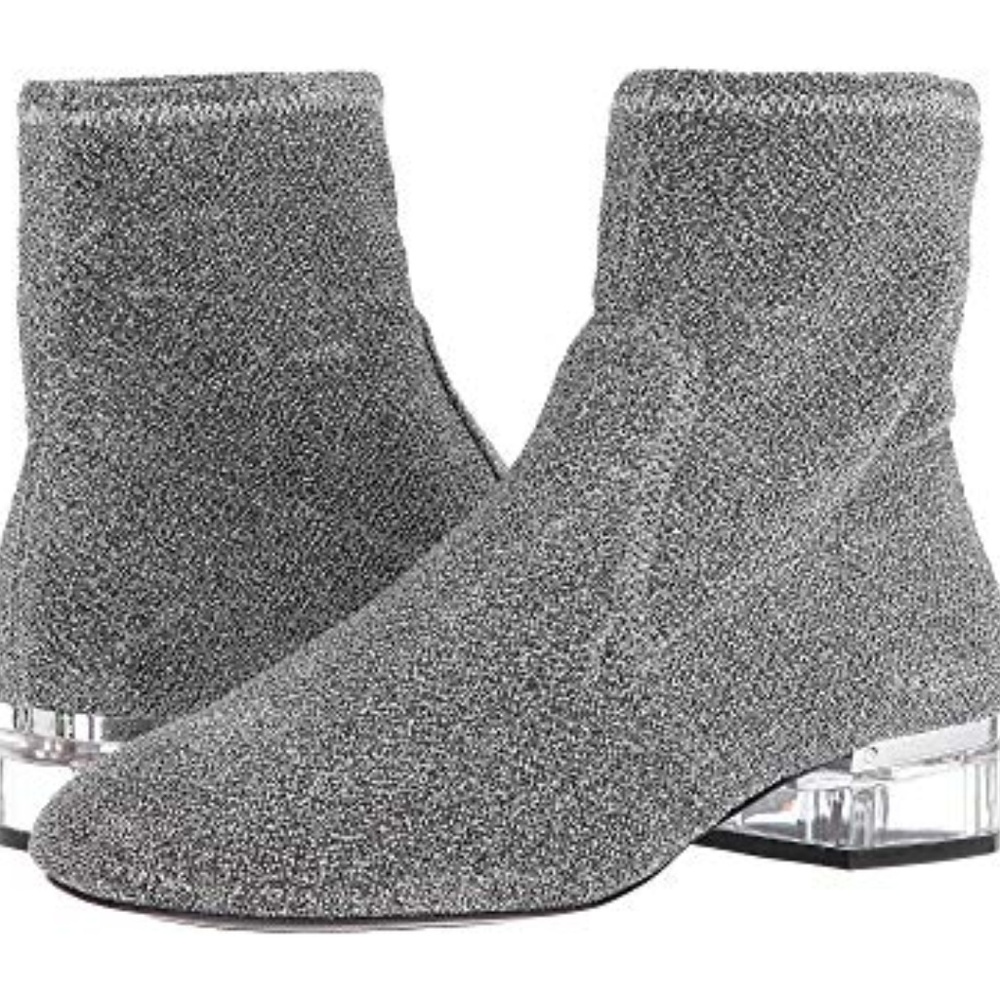 Size 7 Glitter Booties (Urazza)